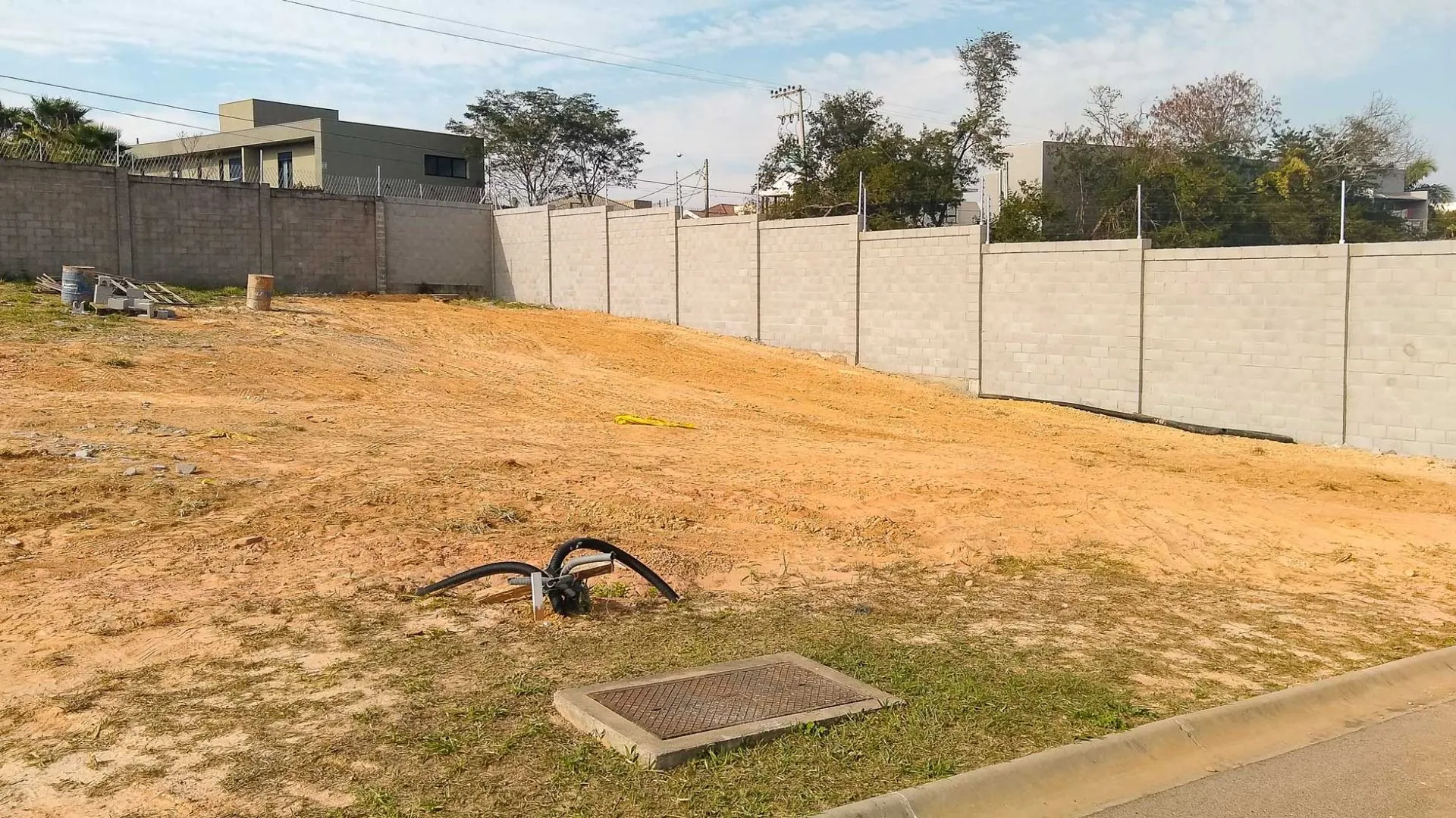 Terreno à venda, 531 m² por R$ 580.000,00 - Condomínio Vila dos Manacás - Itu/SP