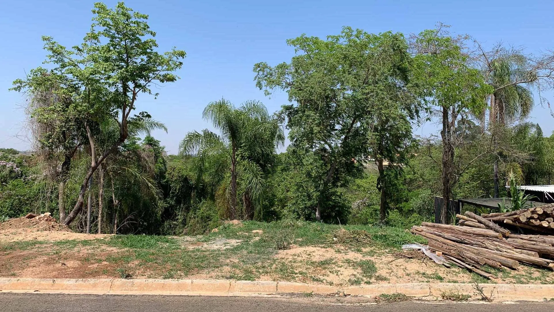 Terreno à venda, 2000 m² por R$ 350.000,00 - Condomínio Chácaras Flórida - Itu/SP