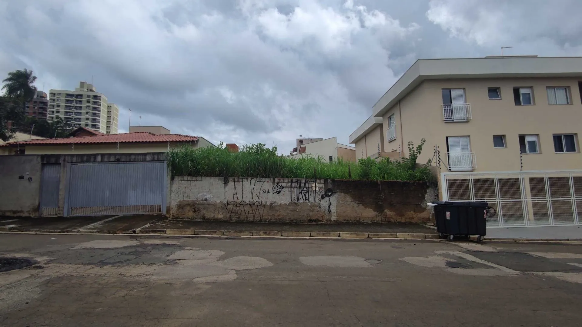 Terreno à venda, 300 m² por R$ 260.000,00 - Jardim Faculdade - Itu/SP
