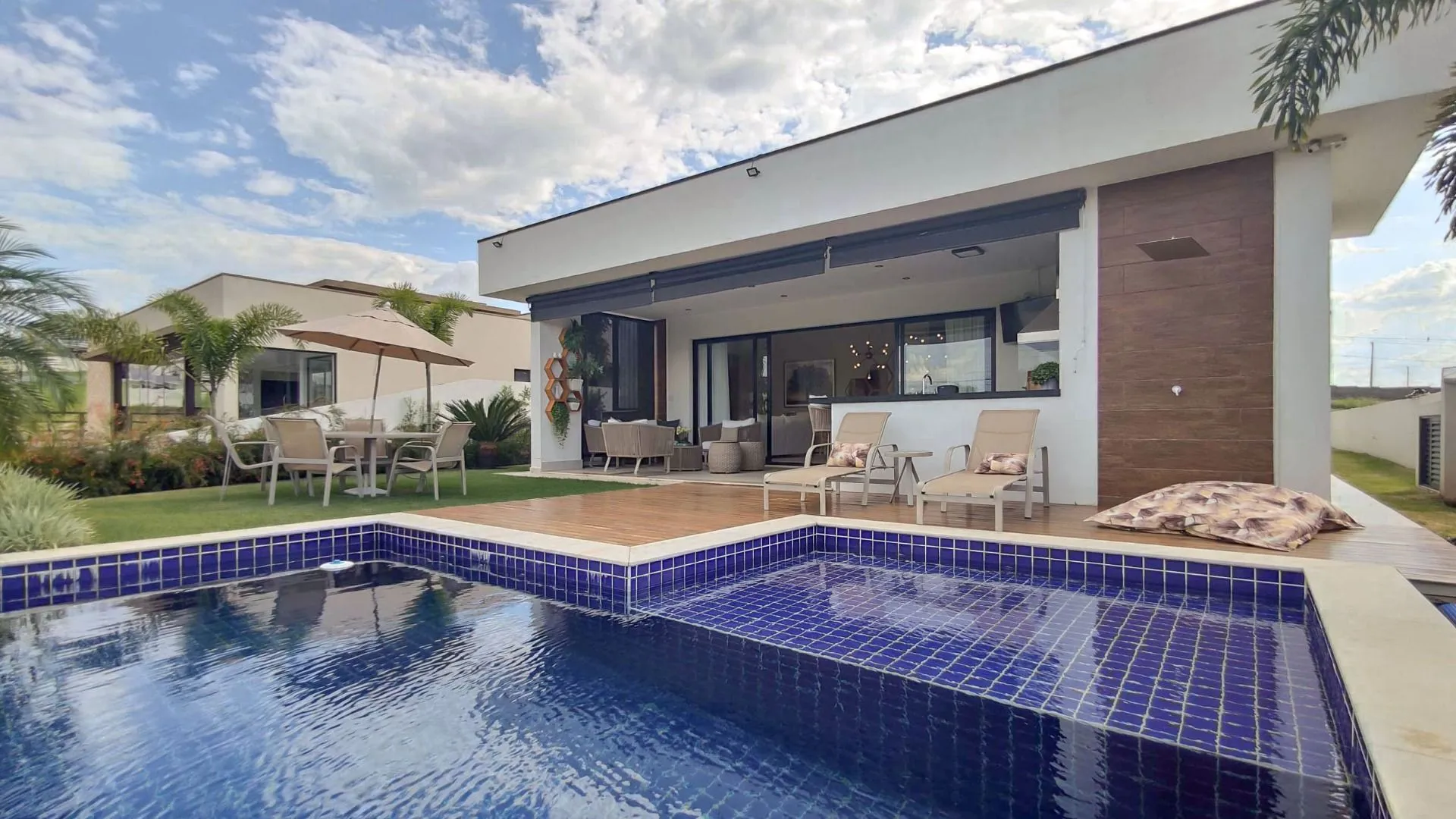 Casa com 4 dormitórios à venda, 330 m² por R$ 3.500.000,00 - Condomínio Parque Ytu Xapada - Itu/SP