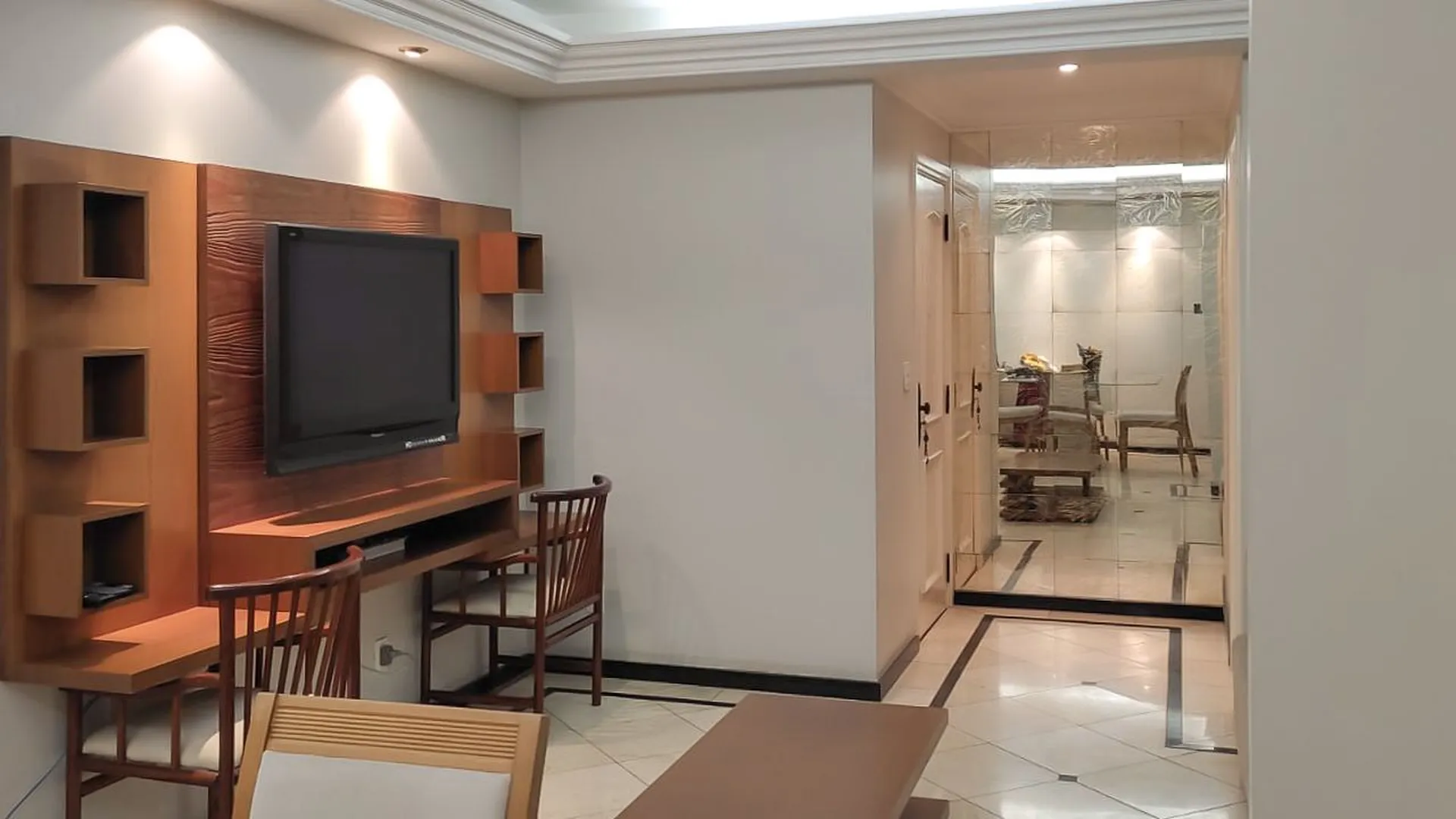 Apartamento com 3 dormitórios à venda, 126 m² por R$ 720.000,00 - Edificio Residencial Solar dos Taperás - Salto/SP