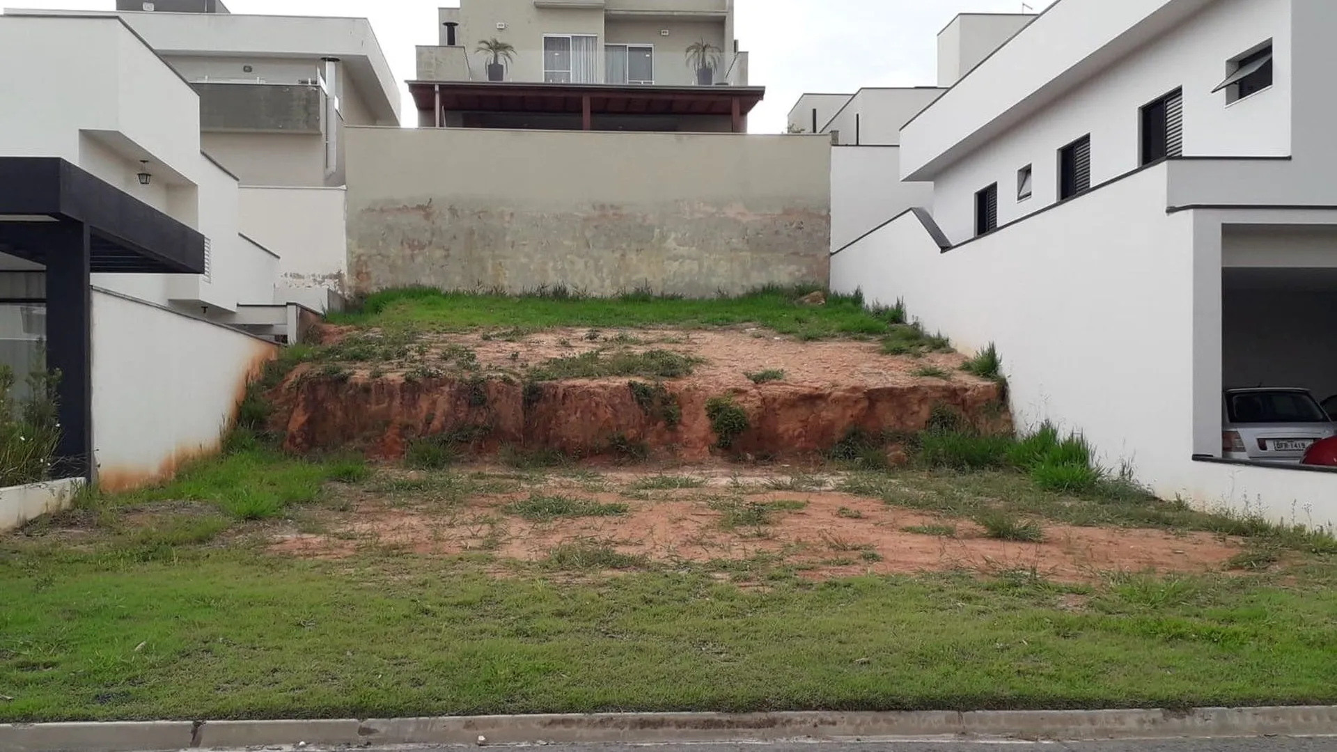 Terreno à venda, 300 m² por R$ 325.000,00 - Condomínio Central Parque - Salto/SP