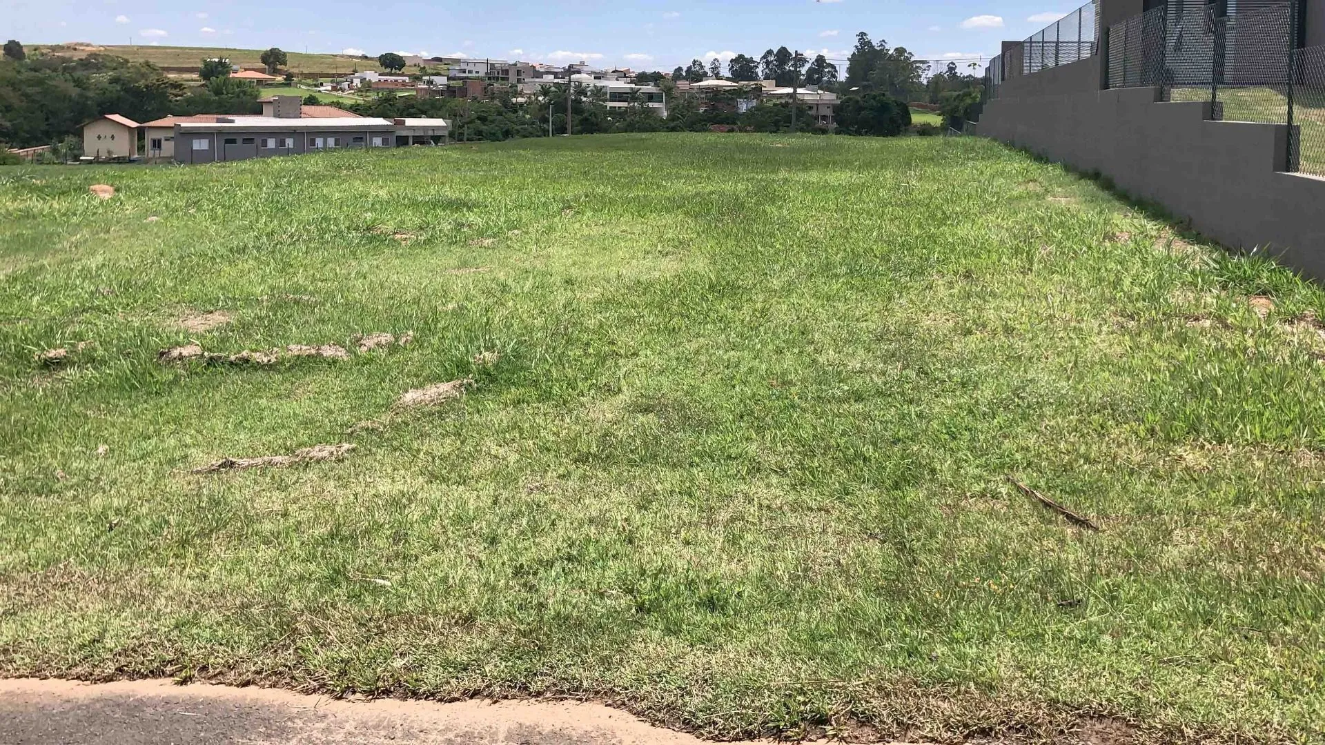 Terreno à venda, 1055 m² por R$ 500.000,00 - Condomínio Terras de Mont Serrat - Salto/SP