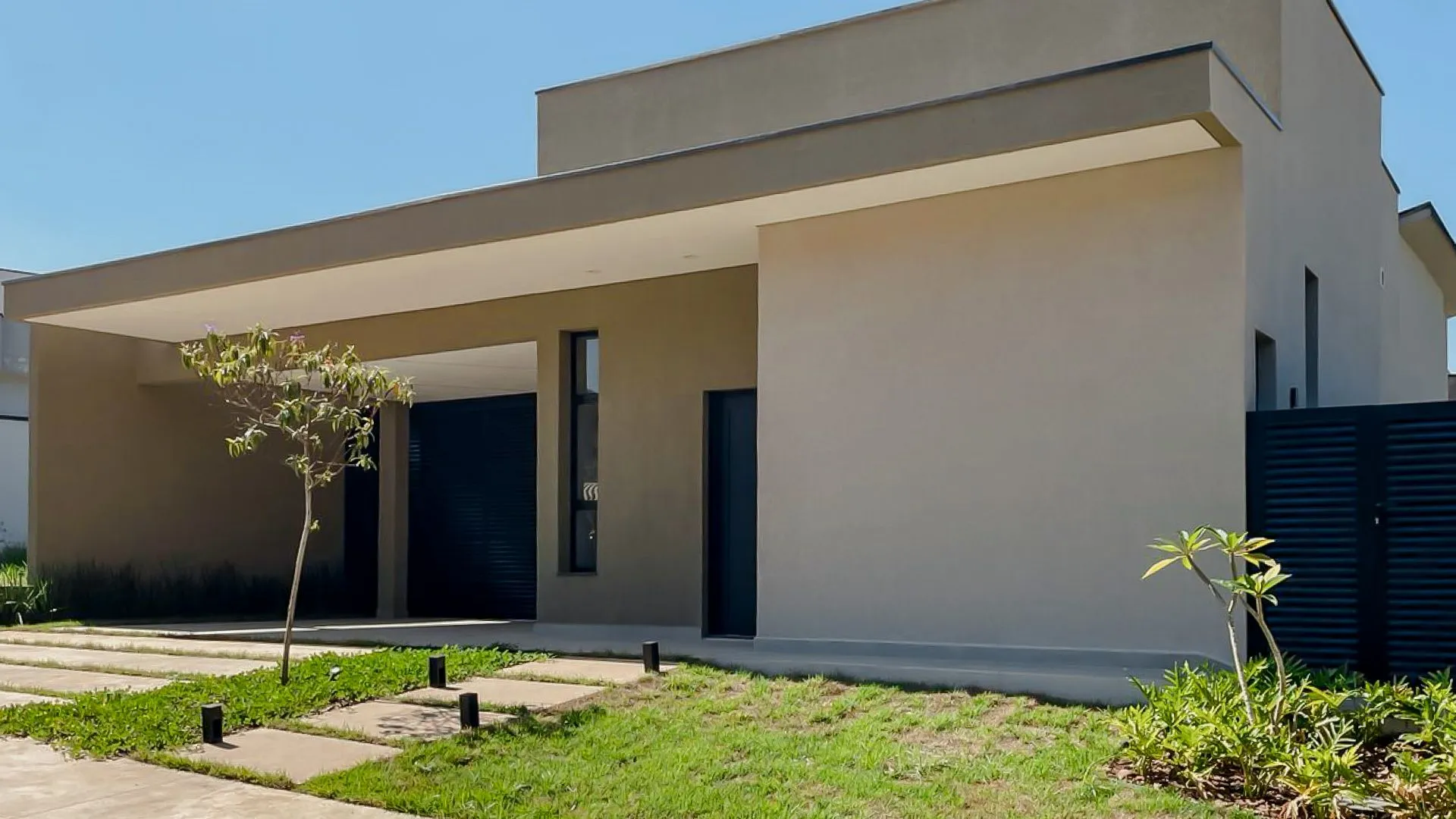 Casa com 3 dormitórios à venda, 170 m² por R$ 1.285.000,00 - Condomínio Lagos D'Icaraí - Salto/SP