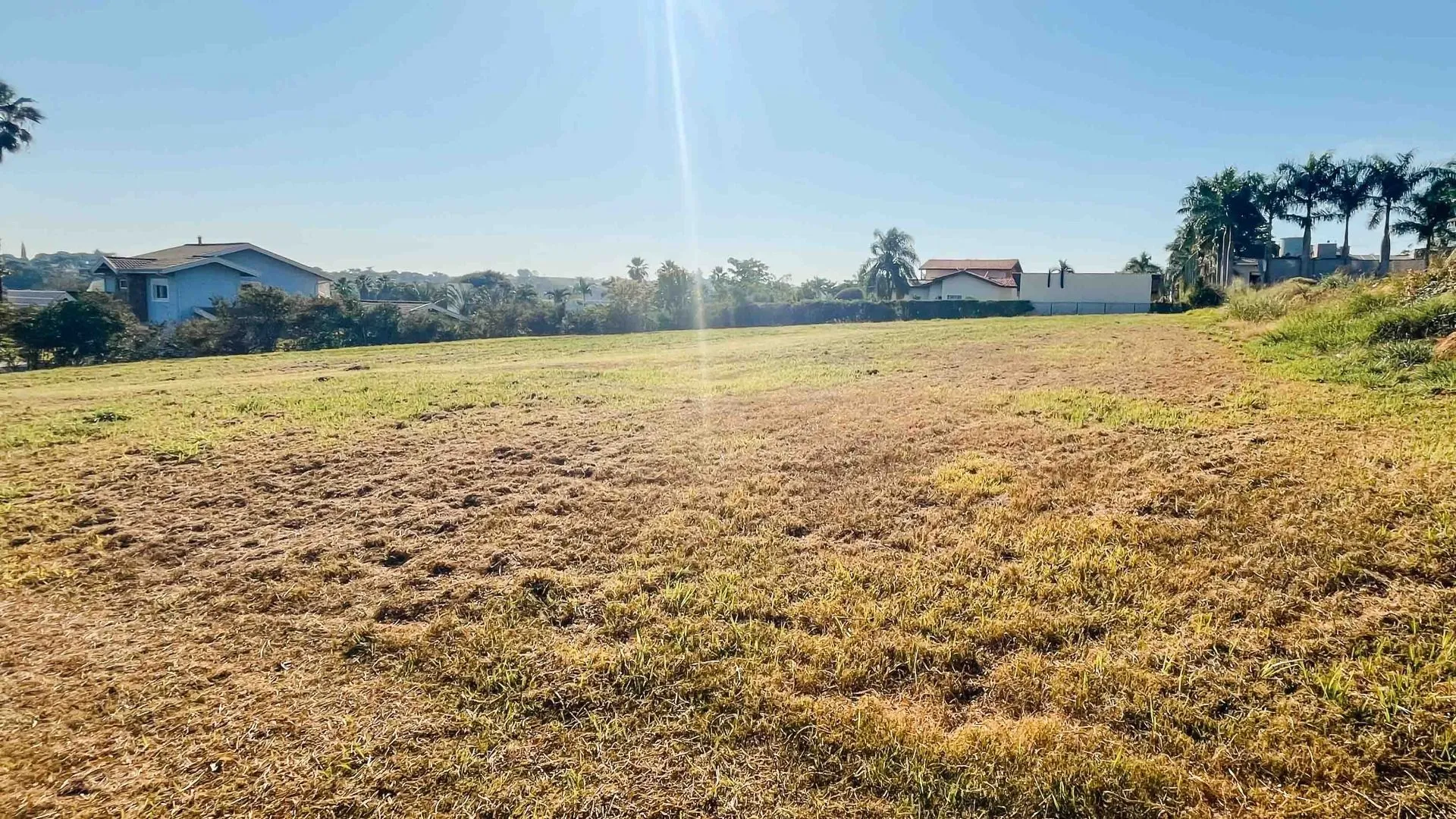 Terreno à venda, 2520 m² por R$ 1.100.000,00 - Condomínio Village Haras São Luiz - Salto/SP