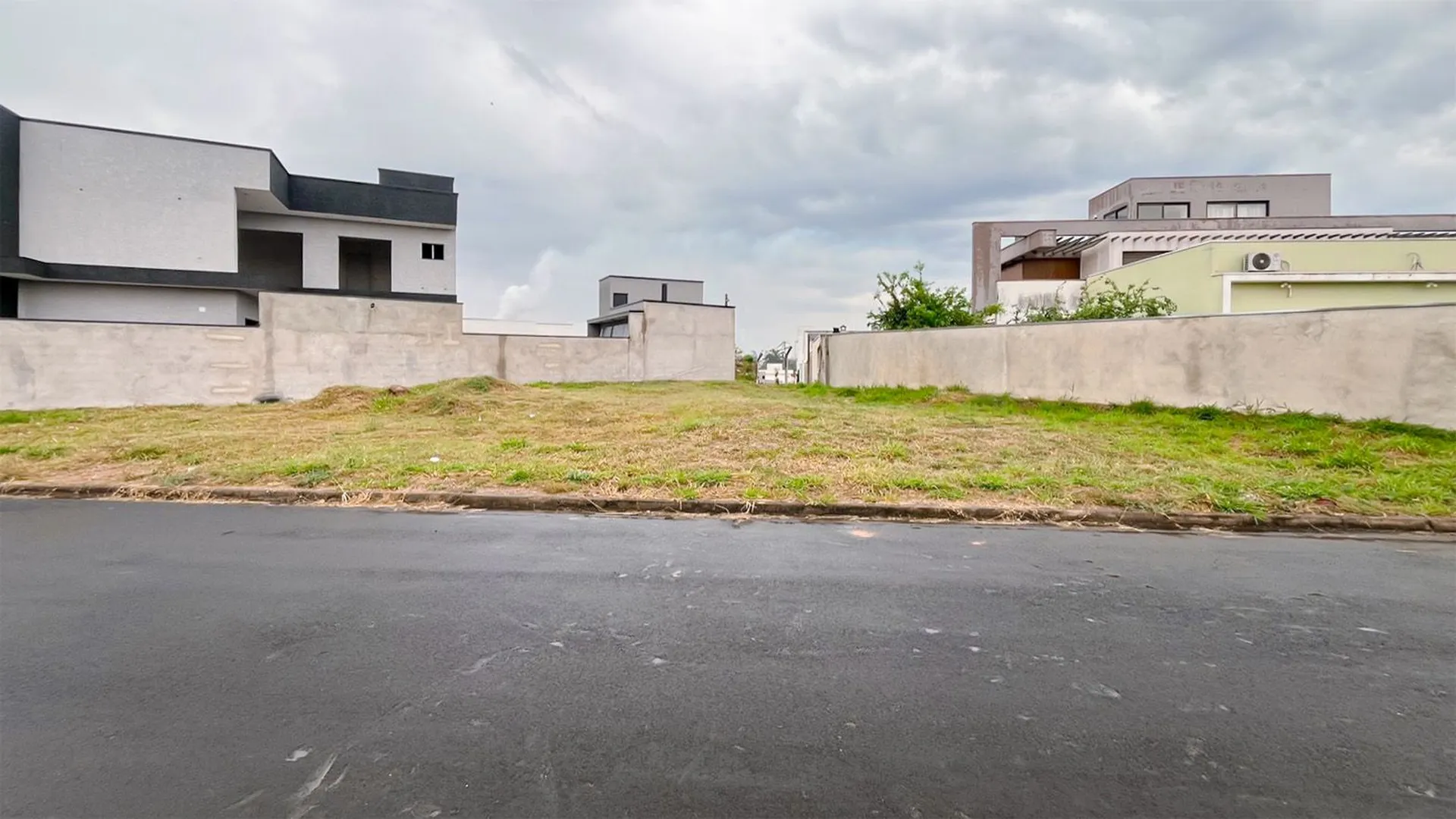Terreno à venda, 320 m² por R$ 310.000,00 - Condomínio Costa das Areias - Salto/SP