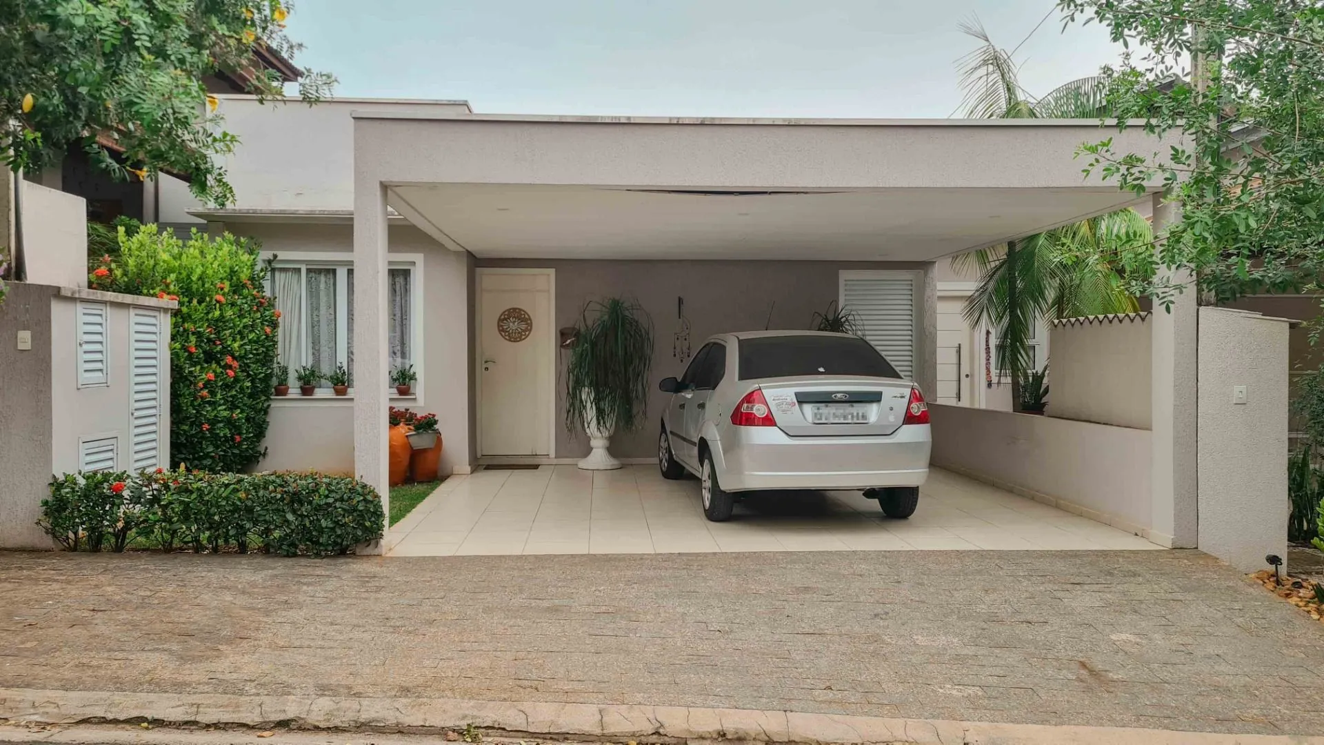 Casa com 3 dormitórios à venda, 150 m² por R$ 930.000,00 - Condomínio Aldeia de España - Itu/SP