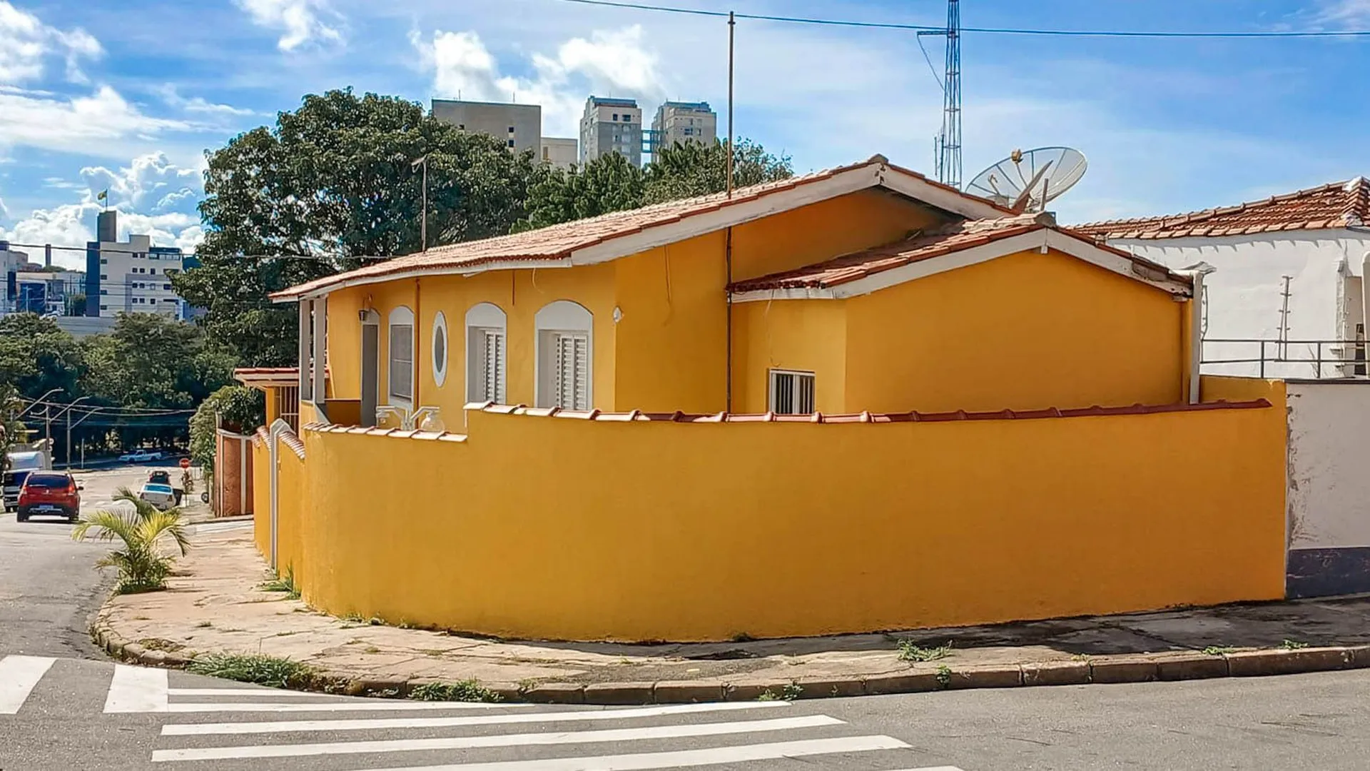 Casa com 2 dormitórios à venda, 150 m² por R$ 450.000,00 - Vila Leis - Itu/SP