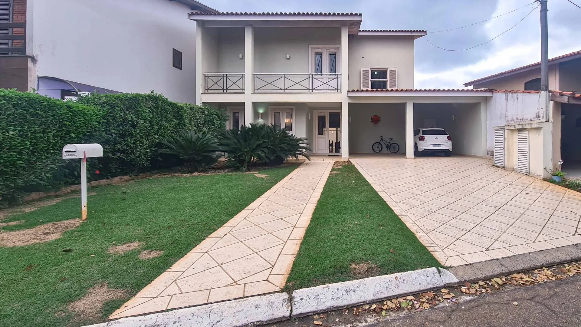 Casa com 3 dormitórios à venda, 333 m² por R$ 1.700.000,00 - Condomínio Portella - Itu/SP