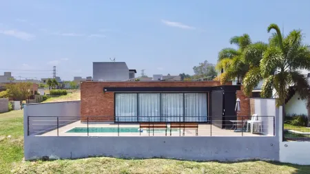 Casa com 3 dormitórios à venda, 259 m² por R$ 2.800.000,00 - Condomínio Villas do Golfe - Itu/SP