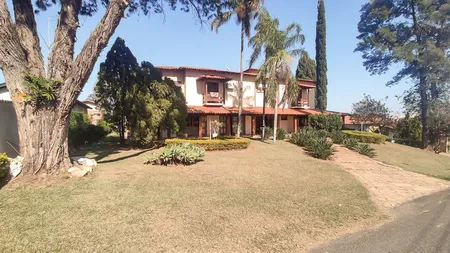 Casa com 3 dormitórios, 900 m² - venda por R$ 2.350.000,00 ou aluguel por R$ 10.000,00/mês - Condomínio Monte Belo - Salto/SP