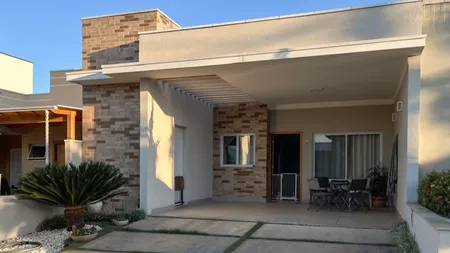 Casa com 3 dormitórios à venda, 105 m² por R$ 830.000,00 - Condomínio Village Moutonnée - Salto/SP