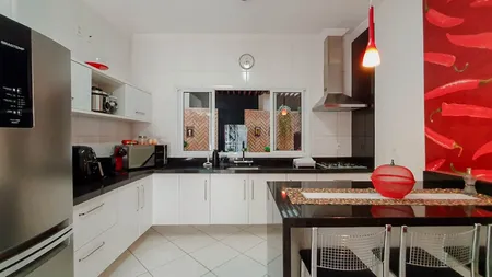 Casa com 3 dormitórios à venda, 211 m² por R$ 1.200.000,00 - Condominio Parque Varvito - Itu/SP