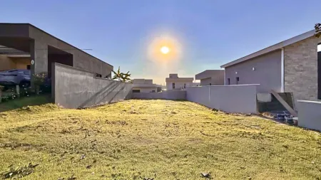 Terreno em Condomínio  para Venda