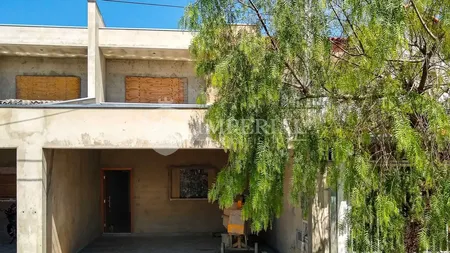 Casa com 3 dormitórios à venda, 240 m² por R$ 890.000,00 - Vila Gatti - Itu/SP