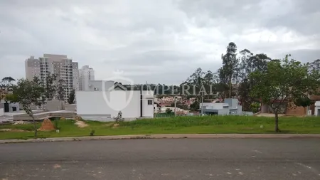 Terreno à venda, 360 m² por R$ 340.000,00 - Condomínio Central Parque - Salto/SP
