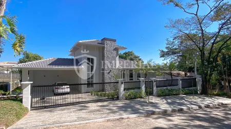 Casa com 3 dormitórios à venda, 325 m² por R$ 2.700.000,00 - Condomínio Zuleika Jabour - Salto/SP