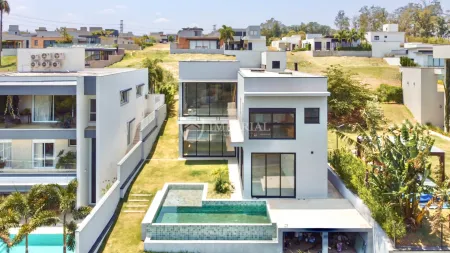 Casa com 3 dormitórios à venda, 230 m² por R$ 3.500.000,00 - Condomínio Villas do Golfe - Itu/SP