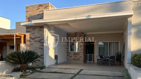 Casa com 3 dormitórios à venda, 105 m² por R$ 830.000,00 - Condomínio Village Moutonnée - Salto/SP