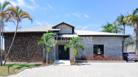 Casa com 4 dormitórios à venda, 450 m² por R$ 2.250.000 - Condomínio Village Castelo - Itu/SP