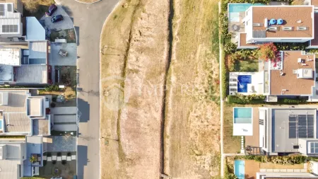 Terreno em Bairro para Venda