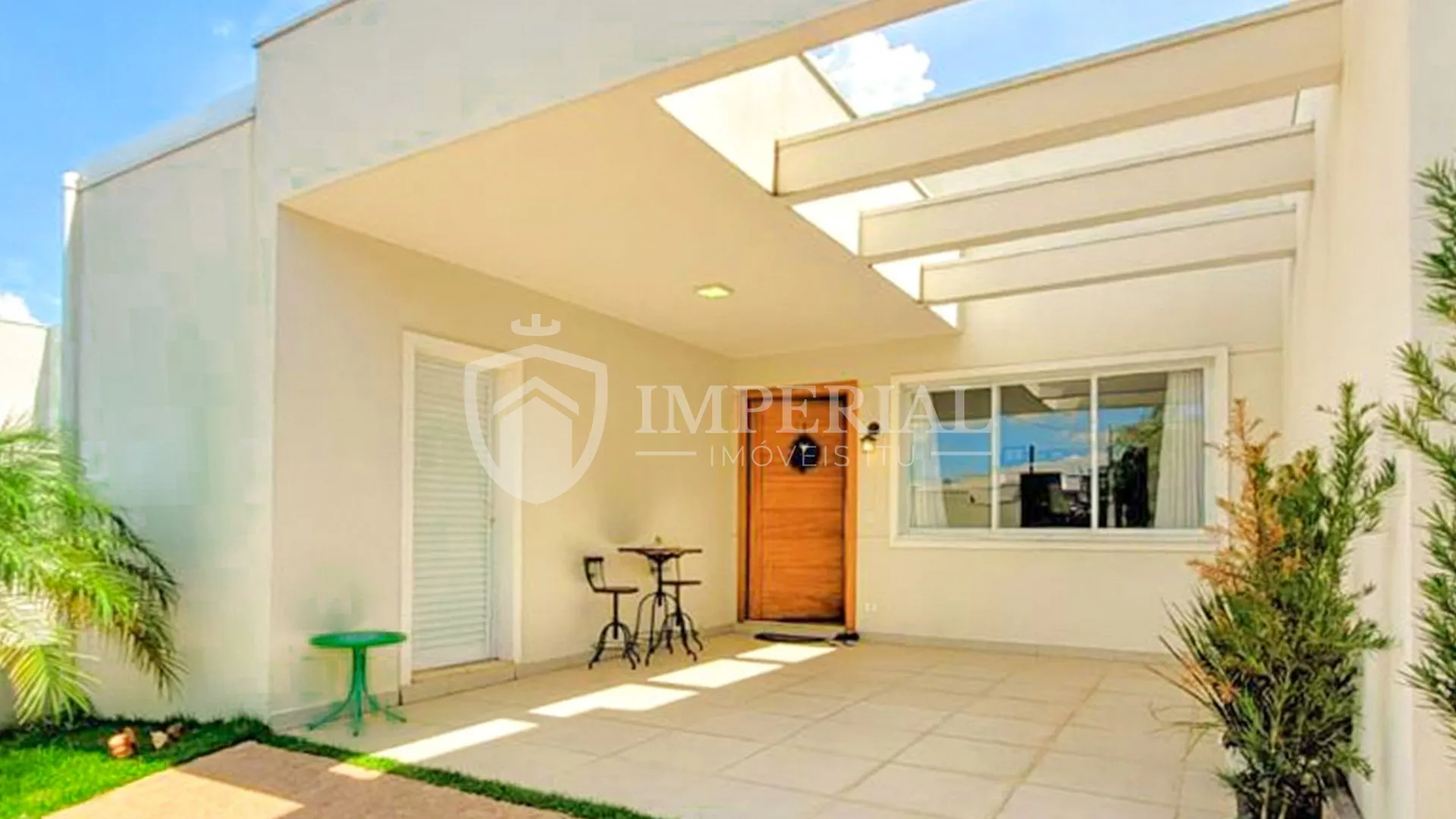 Casa com 3 dormitórios à venda, 108 m² por R$ 850.000,00 - Condomínio Village Moutonnée - Salto/SP