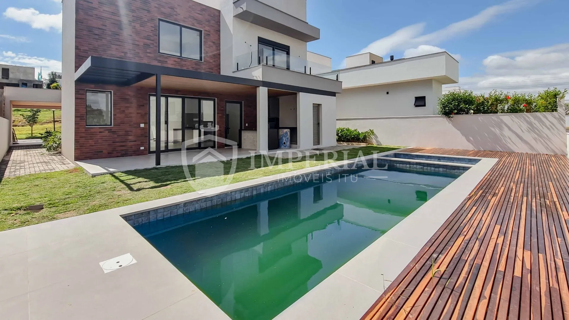 Casa com 4 dormitórios à venda, 326 m² por R$ 2.800.000,00 - Condomínio Villas do Golfe - Itu/SP
