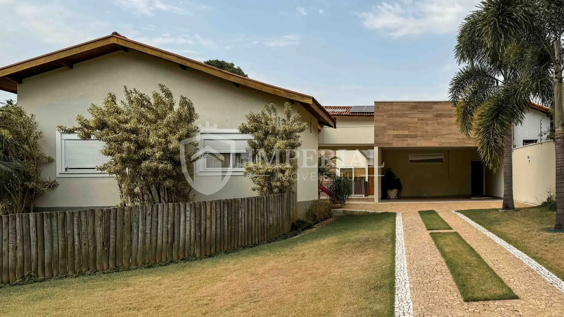 Casa com 4 dormitórios à venda, 430 m² por R$ 2.350.000,00 - Condomínio Zuleika Jabour - Salto/SP