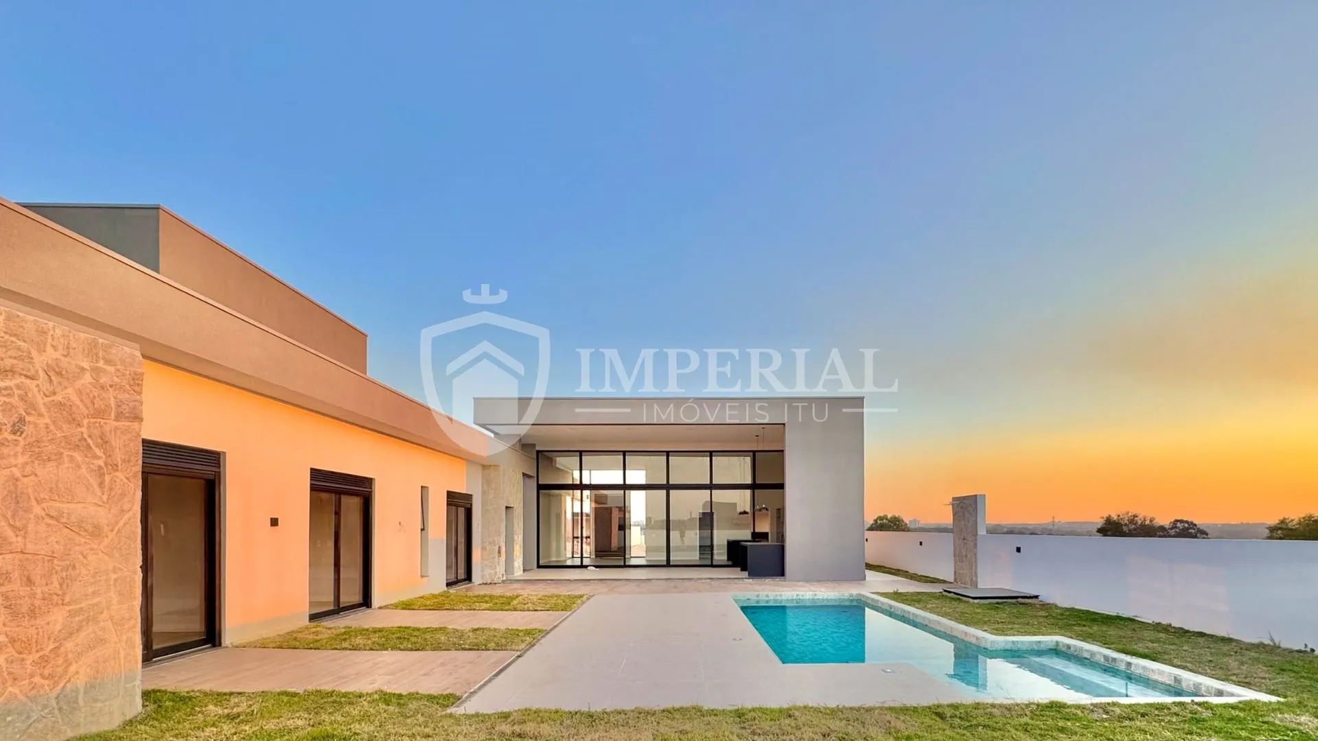 Casa com 4 dormitórios à venda, 310 m² por R$ 2.800.000,00 - Condomínio Campos de Santo Antônio II - Itu/SP