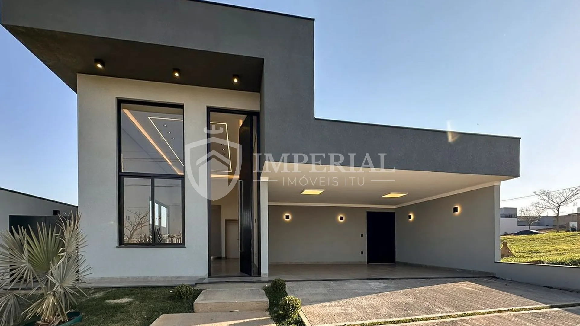Casa com 3 dormitórios à venda, 158 m² por R$ 1.300.000,00 - Condomínio Reserva Central Parque - Salto/SP